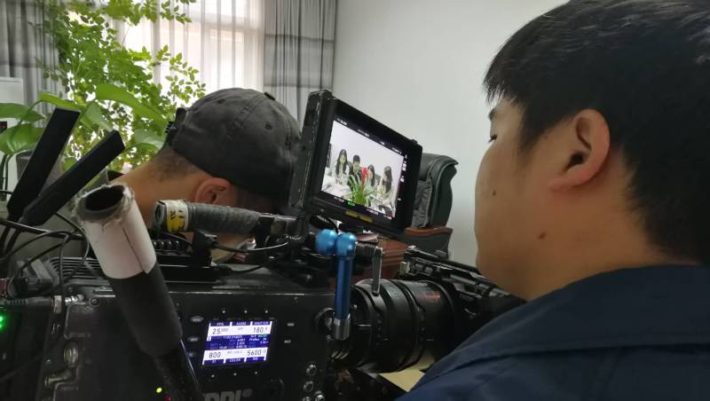 剧本杀式体验：稻城县广告片拍摄公司构建沉浸式消费决策路径